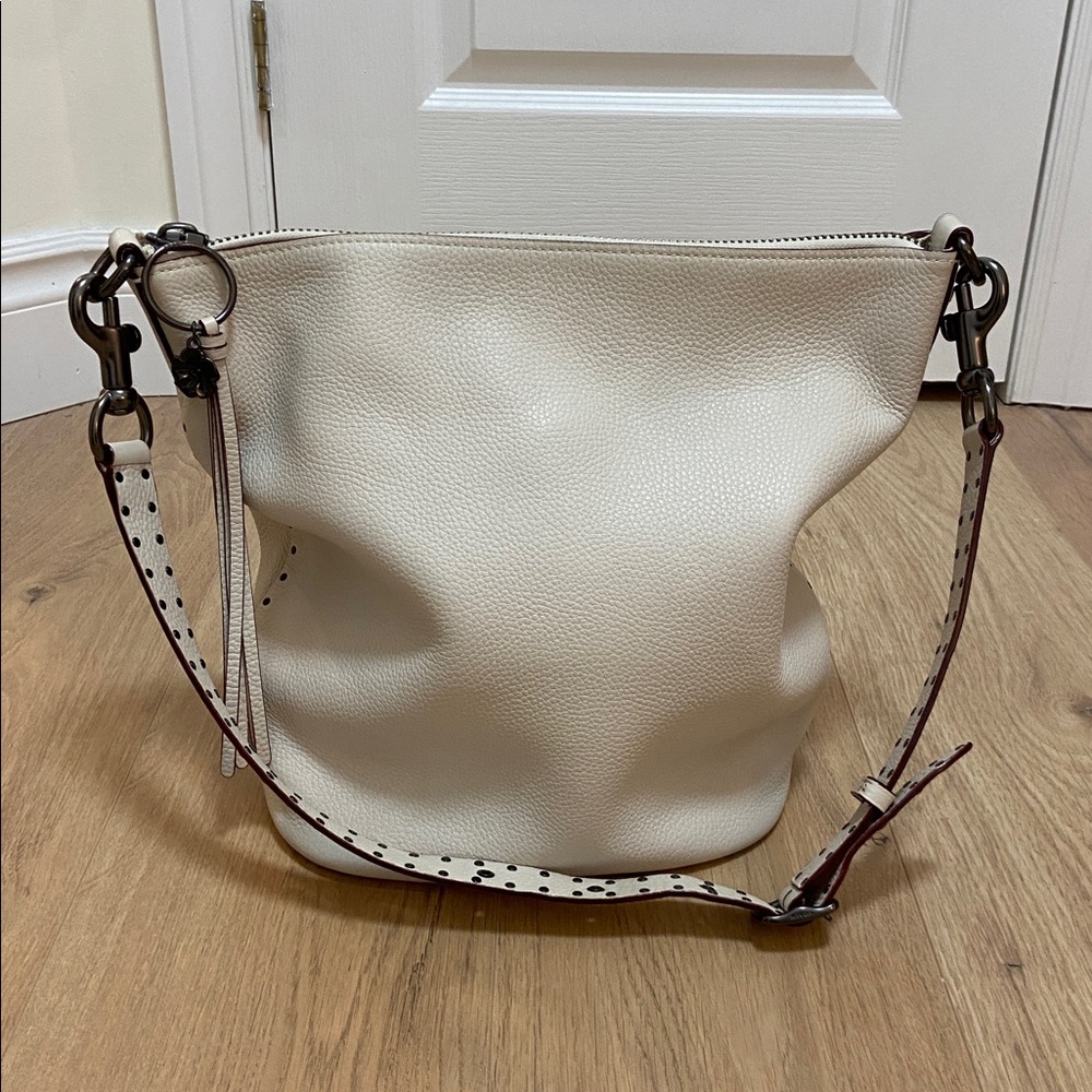 COACH 1941 LARGE DUFFLE WITH RIVETS